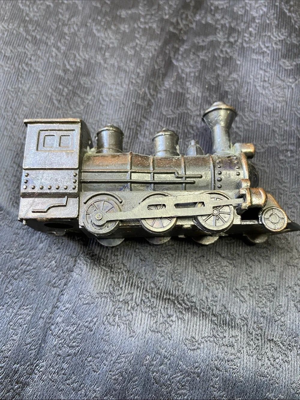 Vintage Brass Tone Die-Cast Metal Steam Locomotive Pencil Sharpener